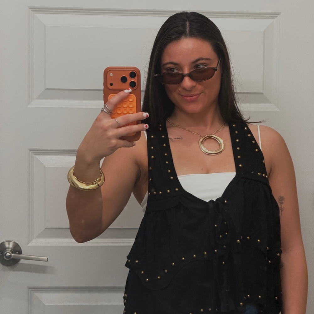 Meet your Posher, Gabby